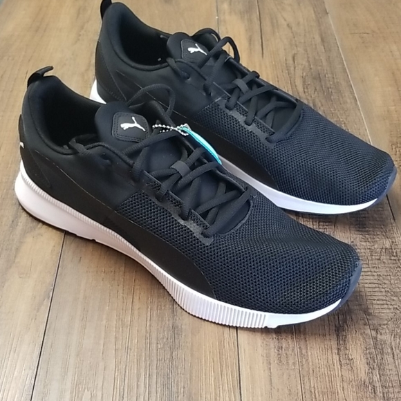 puma fly runner